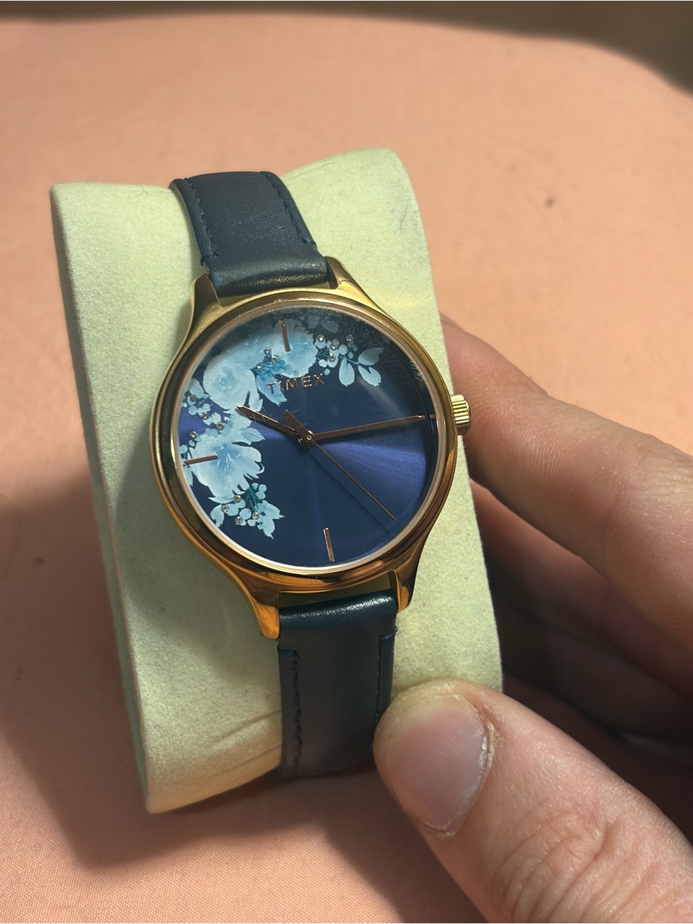 Timex Crystal bloom series of the City Collection.